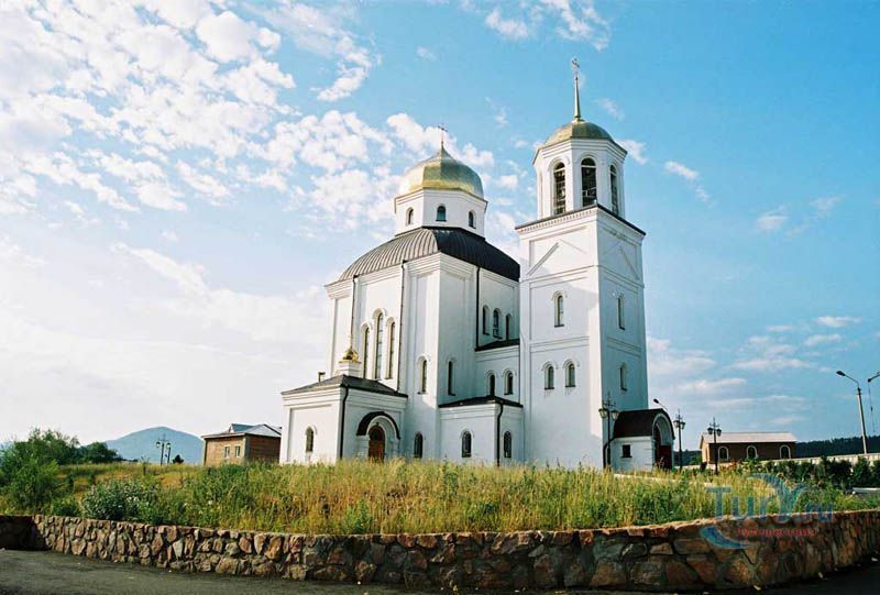 Свято-Троицкий храм