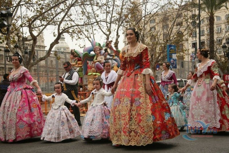 Ратушная Площадь