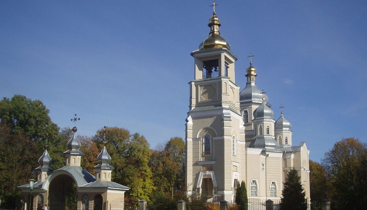 Свято-Успенский собор в Гадяче