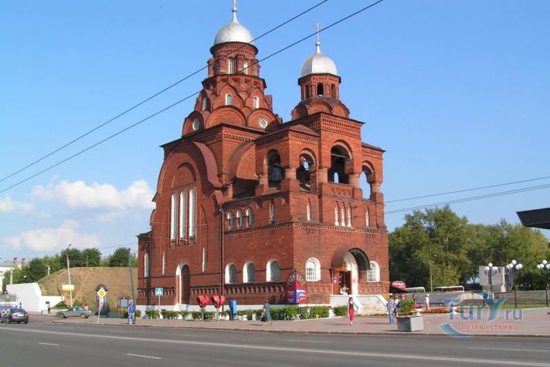 Троицкая (Красная) церковь