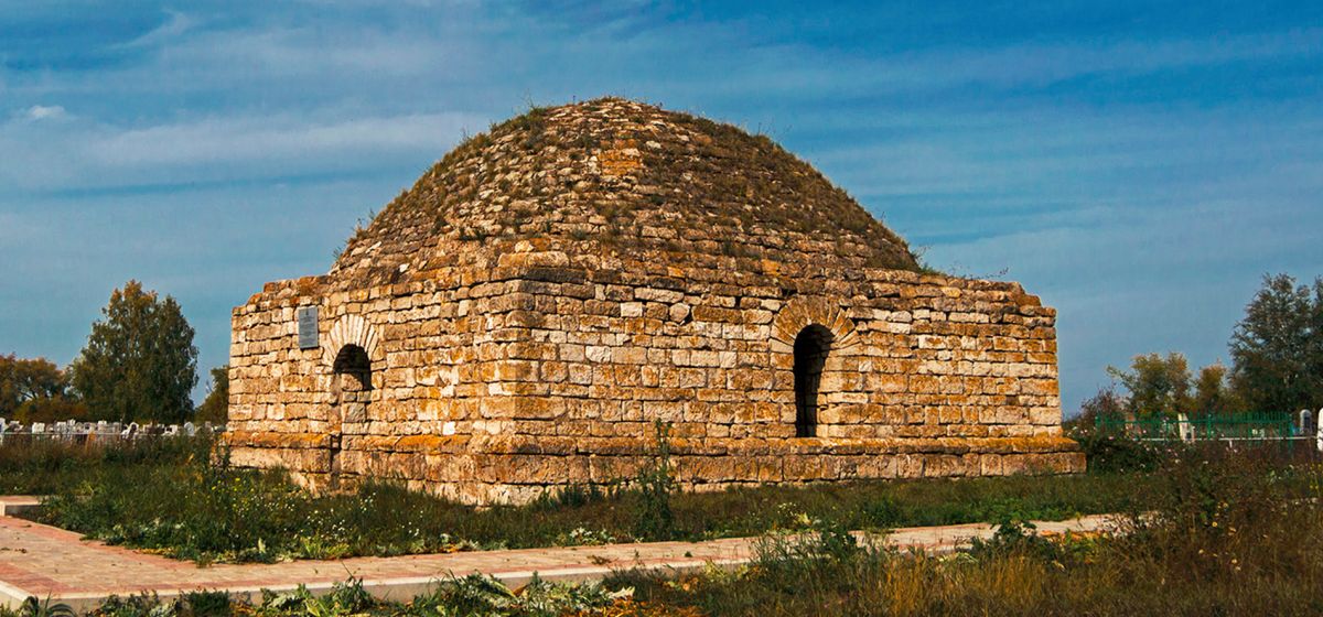 Мавзолей Хусейн-бека