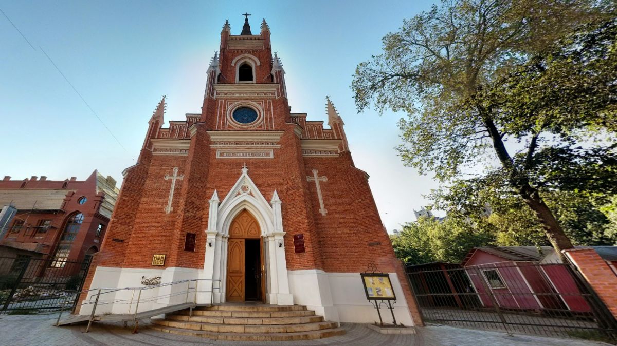 Собор Успения Пресвятой Девы Марии в Харькове