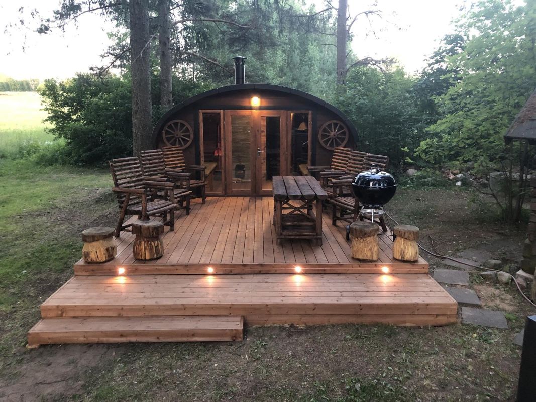 Курная и бочковая бани хутора Эльмари