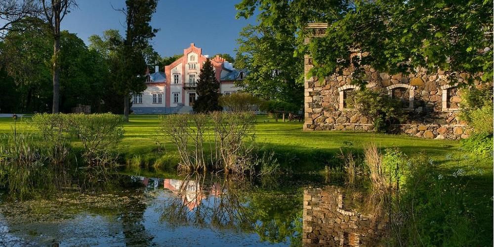 TOP 12 отелей в мызах Эстонии фото