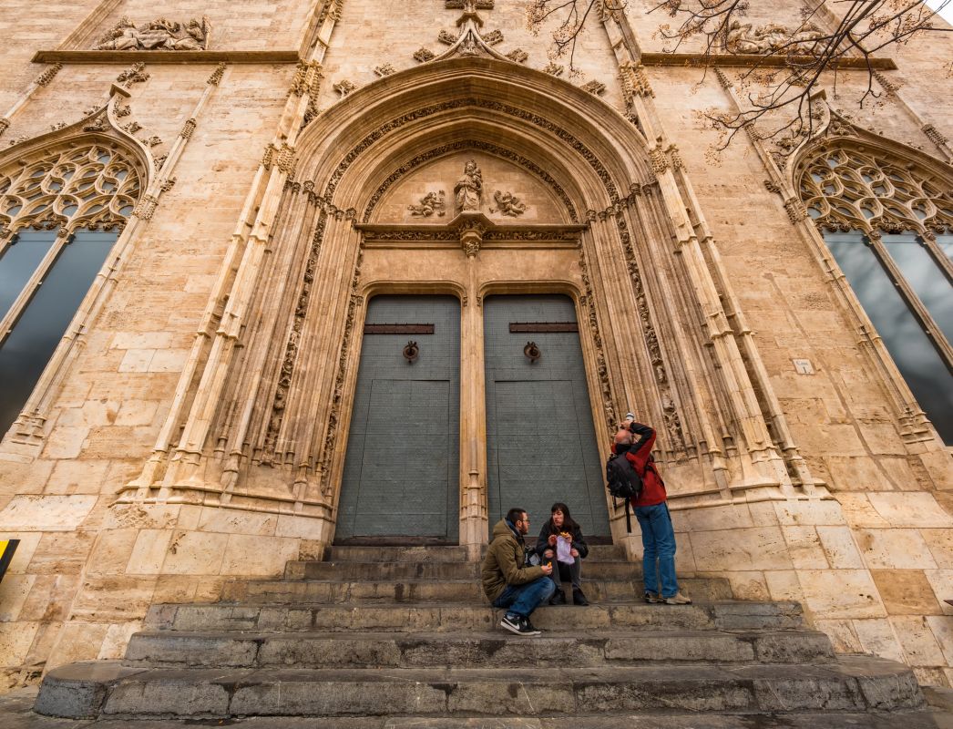 Позвольте Валенсии удивить вас