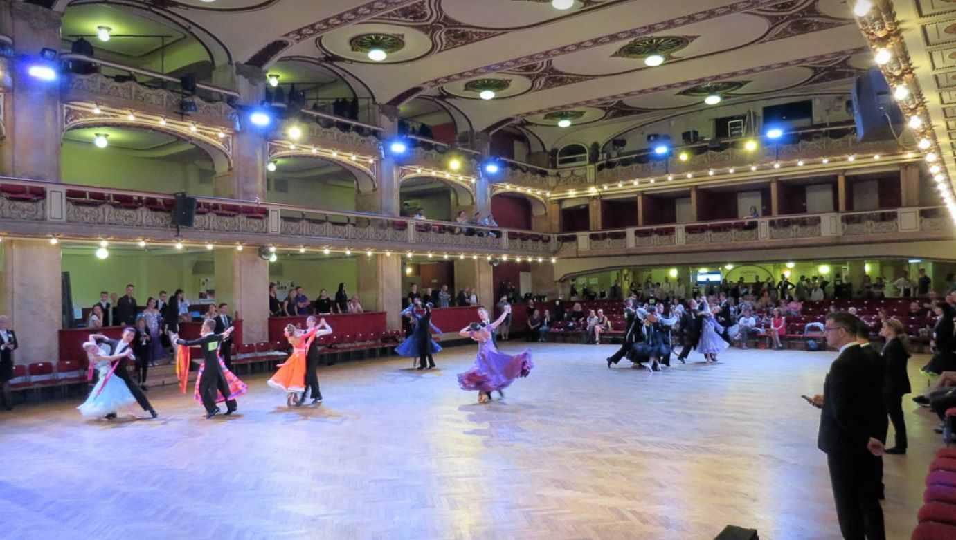 Дворец Луцерна – Большой зал