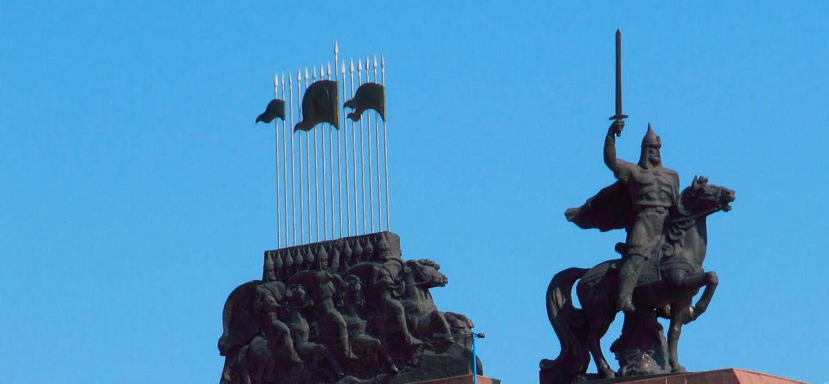 Памятник князю Игорю