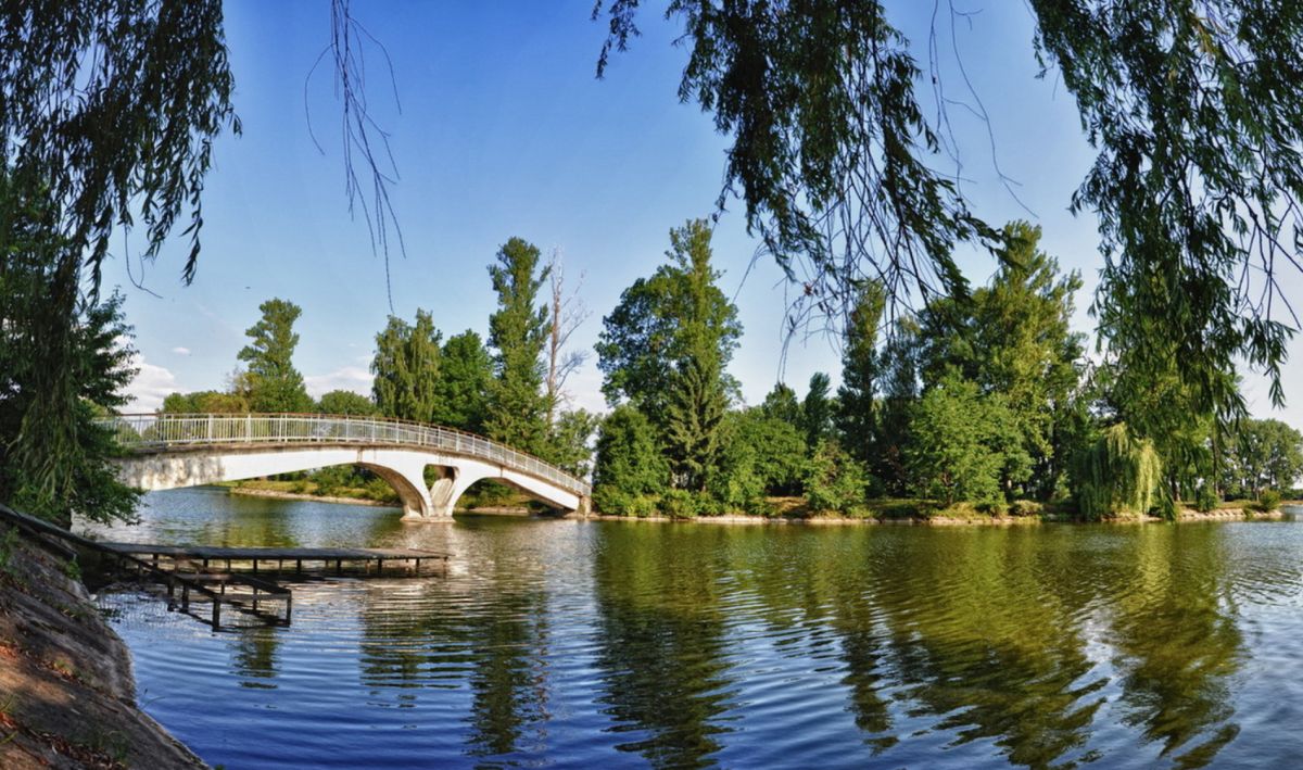 Городское озеро в Ивано-Франковске