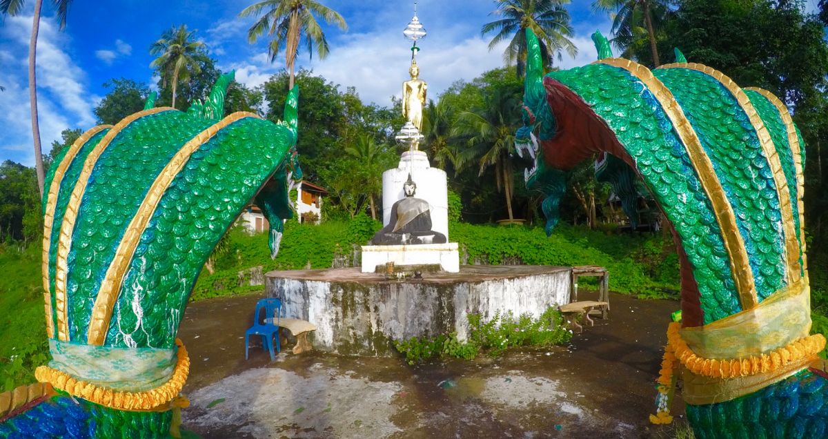 Храм Ват Ко Мак