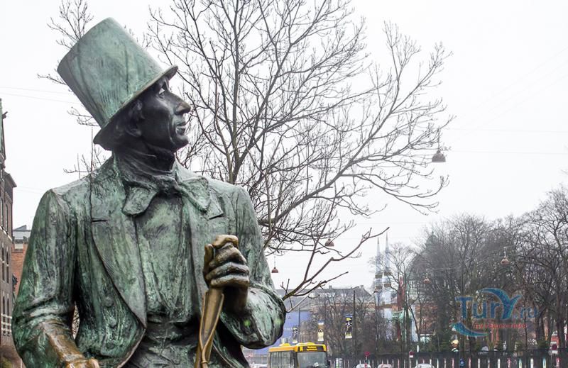 Памятник Гансу Христиану Андерсену в Копенгагене