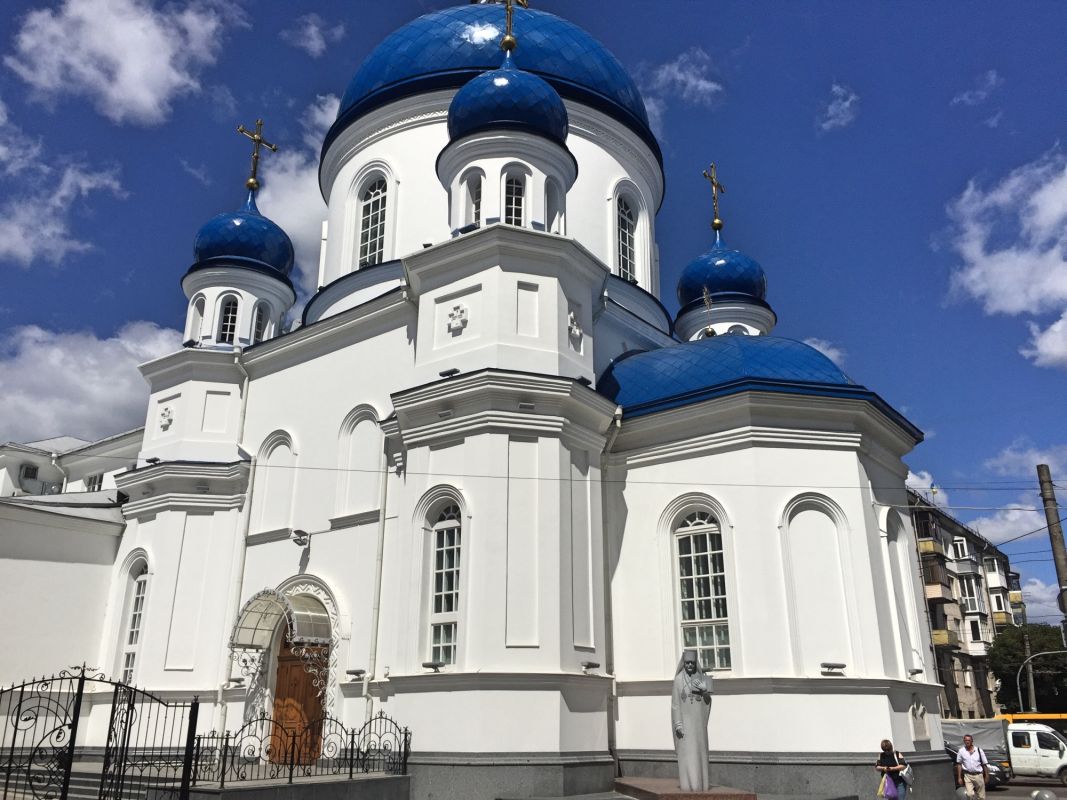 Свято-Михайловский кафедральный собор в Житомире 