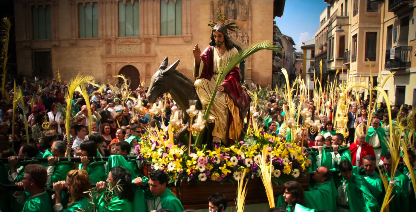 Страстная неделя в Хативе фото